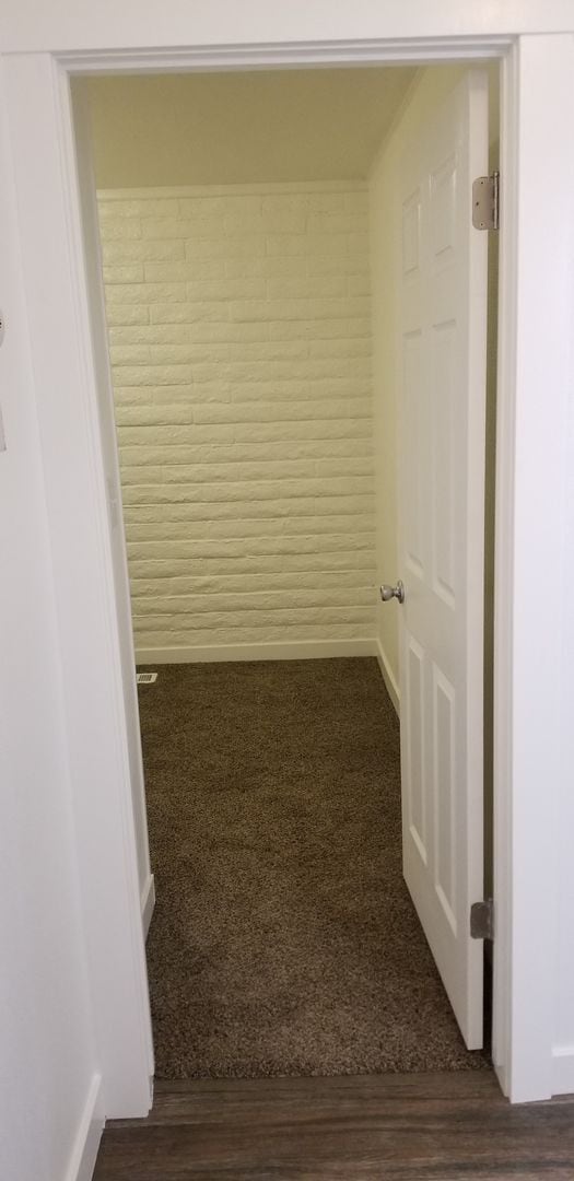 Building Photo - Provo Condo