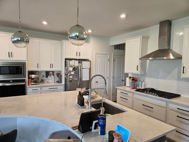 Building Photo - 2140 Weatherbee Ln