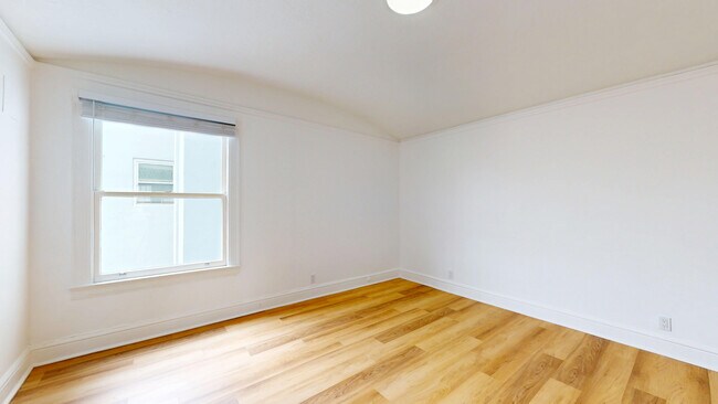 Building Photo - 1294 Grove St