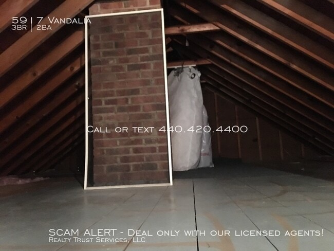 Building Photo - 5917 Vandalia Ave