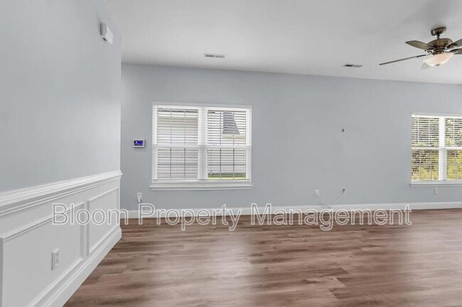 Building Photo - 317 Savannah River Dr