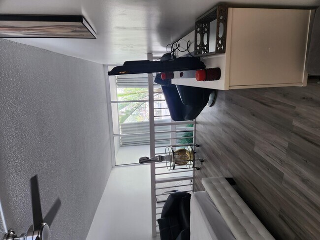 Building Photo - 3589 S Ocean Blvd