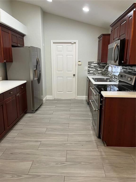 Building Photo - 3350 Countryside View Dr