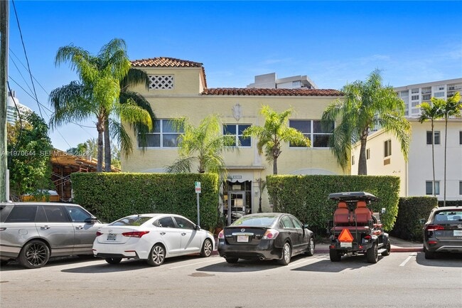 Building Photo - 4215 Sheridan Ave