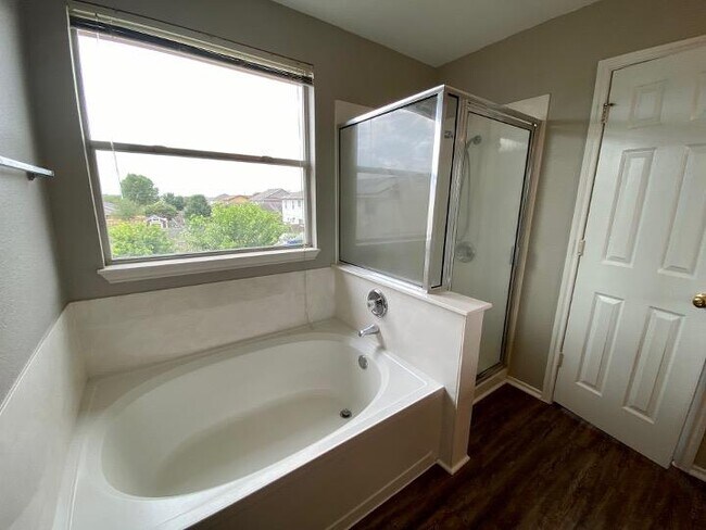 Building Photo - 17817 Majestic Elm Ln