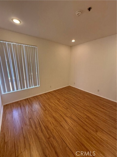 Building Photo - 8614 Burton Way
