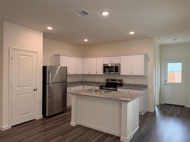 Building Photo - 609 Merced River Ln