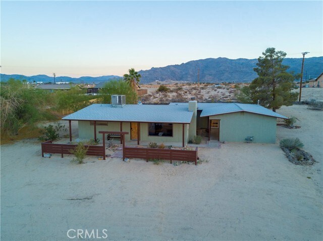 Building Photo - 72939 Homestead Dr