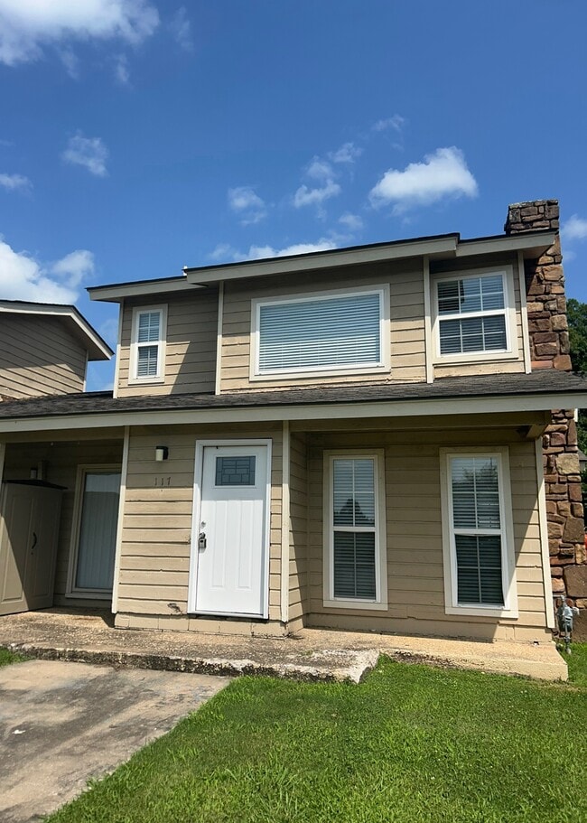 Primary Photo - 13803 Turnberry Ln