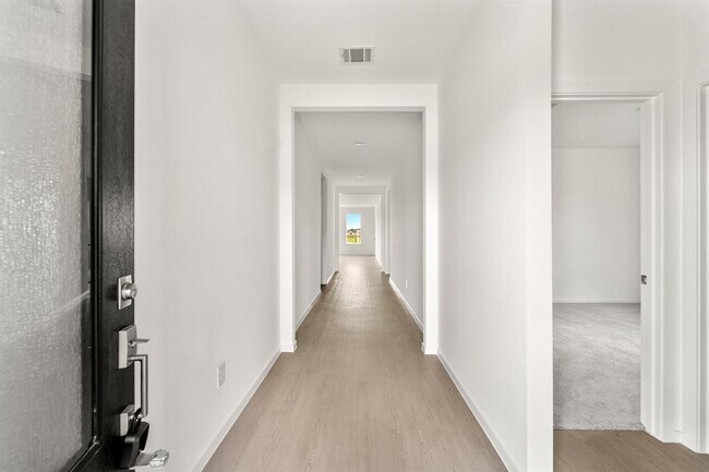 Building Photo - 3052 Ruby Ridge Dr