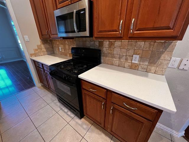 Building Photo - 1804 Lake Texoma Cir