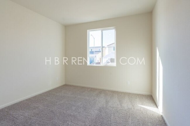 Building Photo - Modern & Spacious SINGLE STORY 4-Bedroom Home in Manteca – Fresh Updates & Comfortable Living