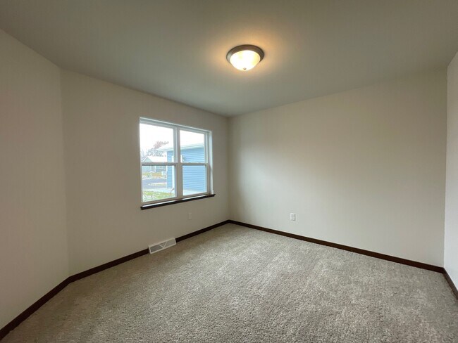 Building Photo - 1005 Morning Star Ln