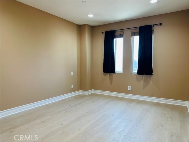 Building Photo - 5555 Carpenter Ave