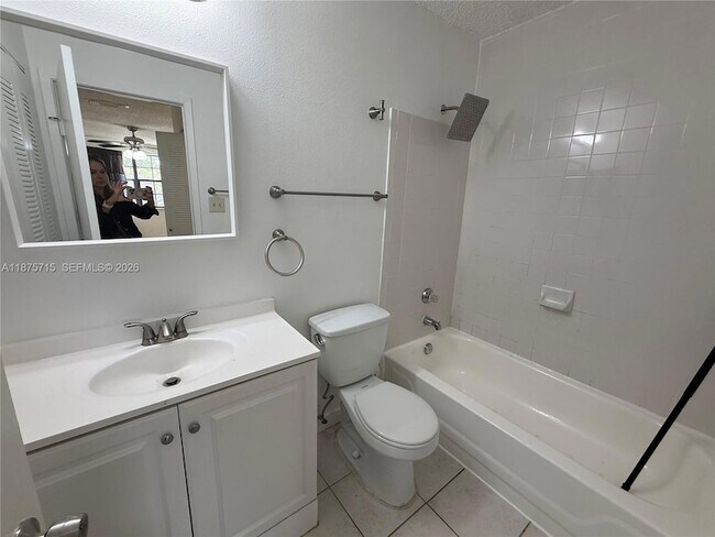 Building Photo - 11211 W Atlantic Blvd