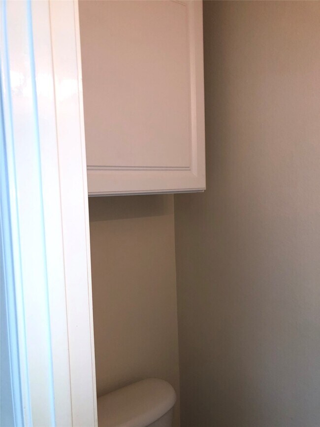 Building Photo - 5639 Stonecloud Ln