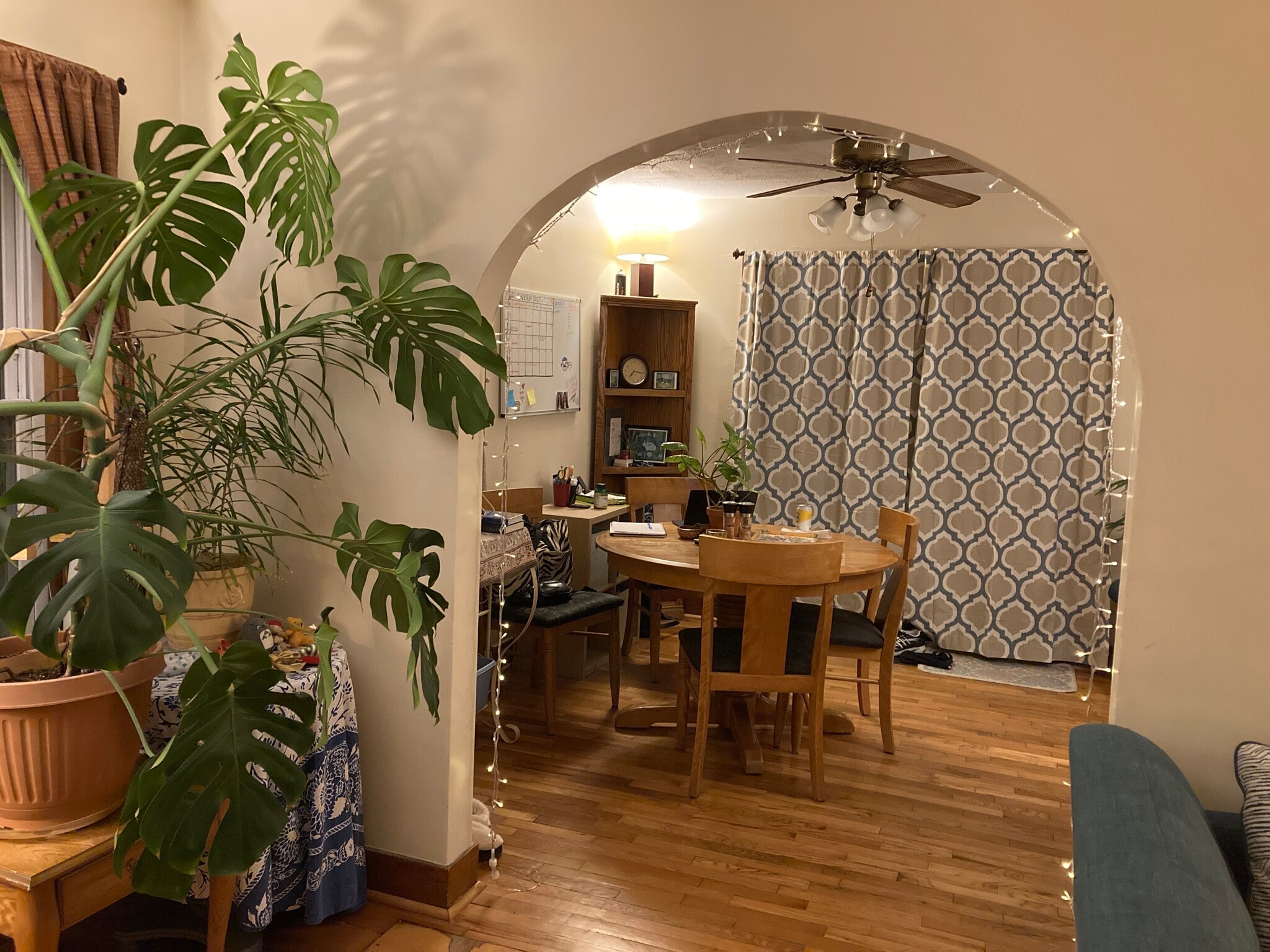 Living room into dining - 1228 W Barnes Ave