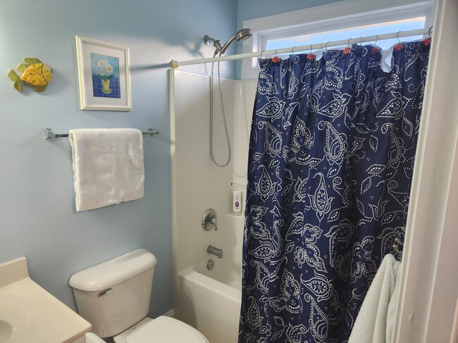 Building Photo - 1212 Bowfin Ln