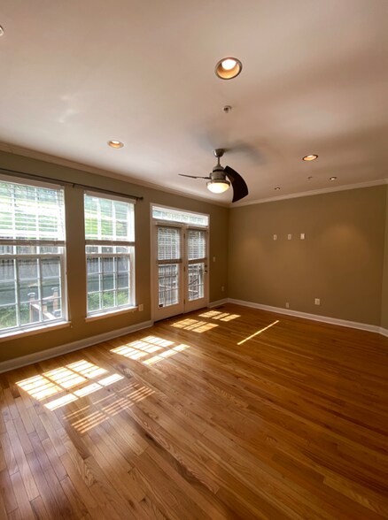 Building Photo - 3102 Gallop Way