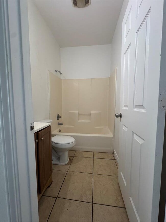 Building Photo - 609 Martin Luther King Blvd