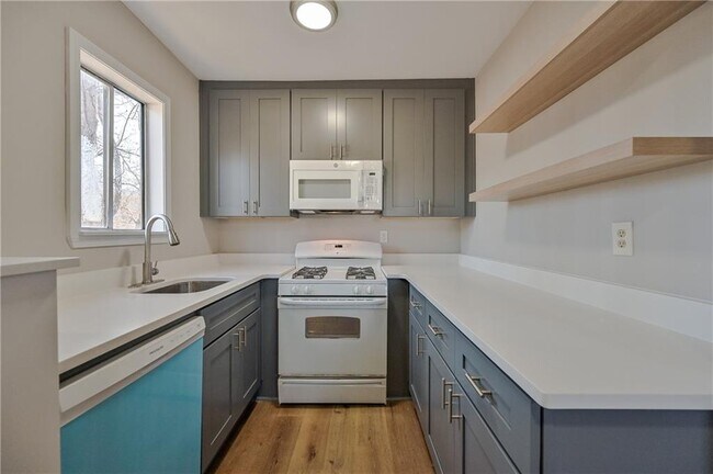 Primary Photo - 955 Tilden St NW