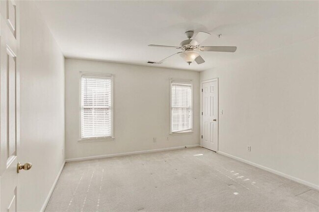 Building Photo - 1601 Tappahannock Trail