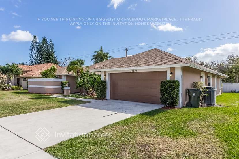 Building Photo - 12912 Buckland St