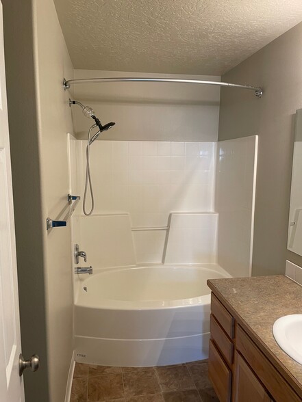 Building Photo - 5074 W Alderstone St