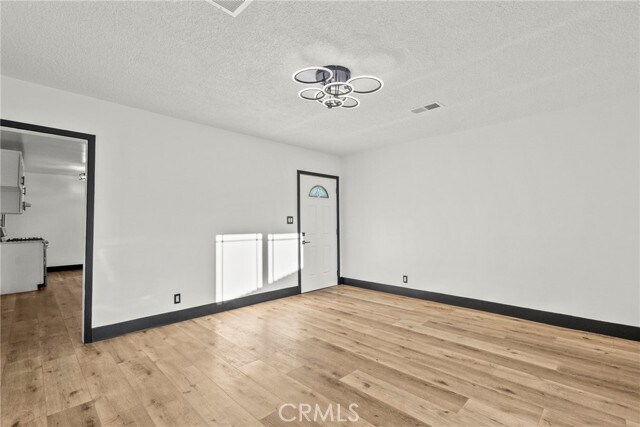 Building Photo - 12865 Norris Ave