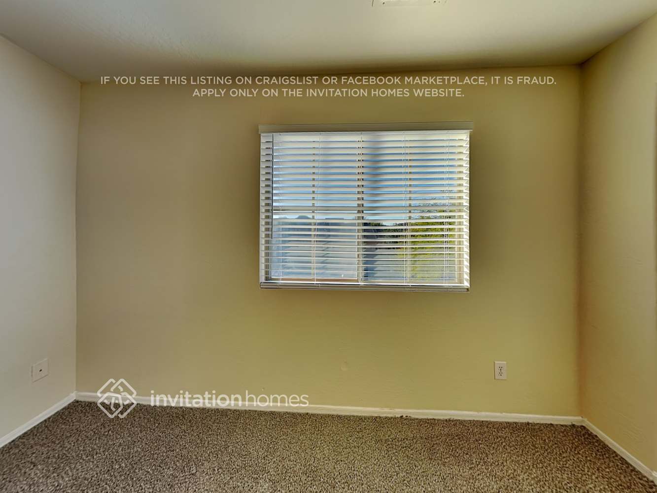 Building Photo - 34393 N Picket Post Dr