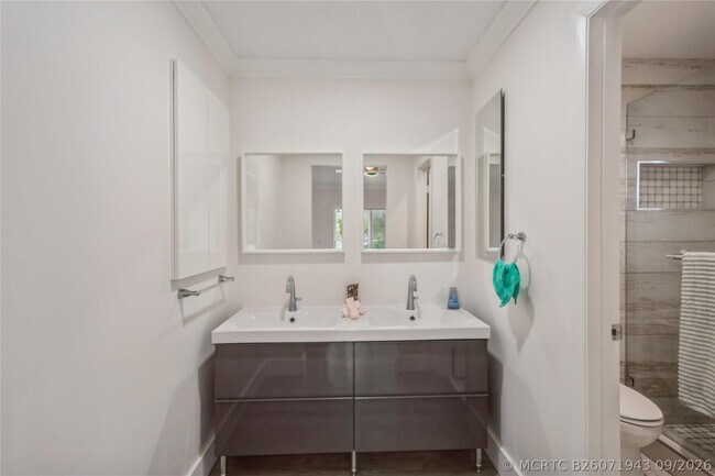 Building Photo - 4367 Dogwood Cir