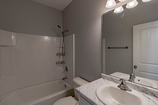 Building Photo - 377 Bobwhite Trail