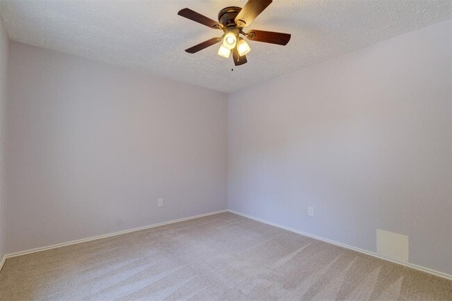 Building Photo - 3706 Echo Grove Ln