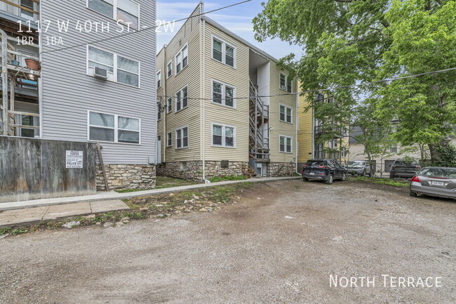 Building Photo - 1117 W 40th St