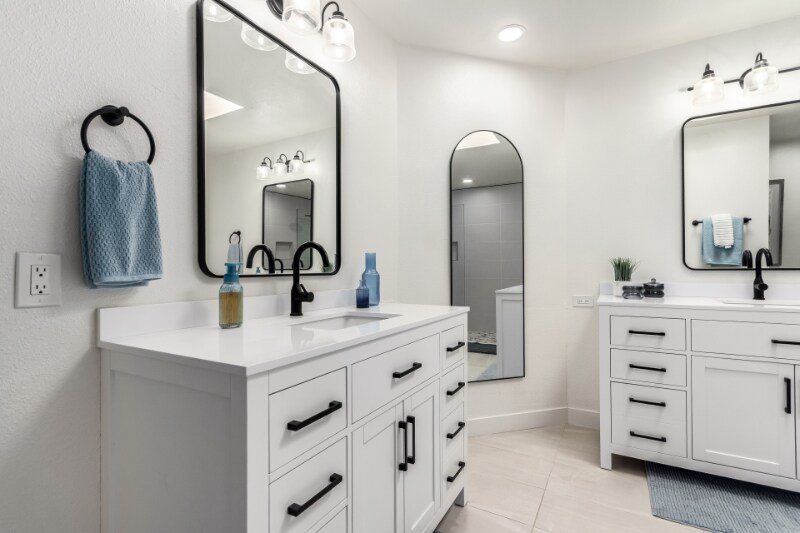 Building Photo - 26007 S Cedarcrest Dr