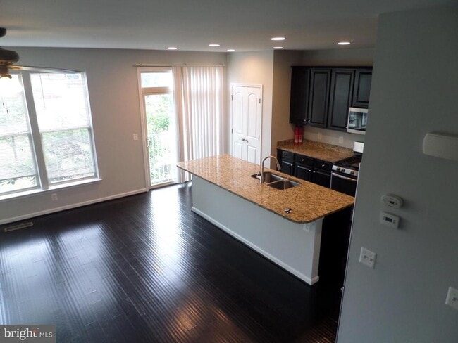 Building Photo - 43359 Polenta Terrace
