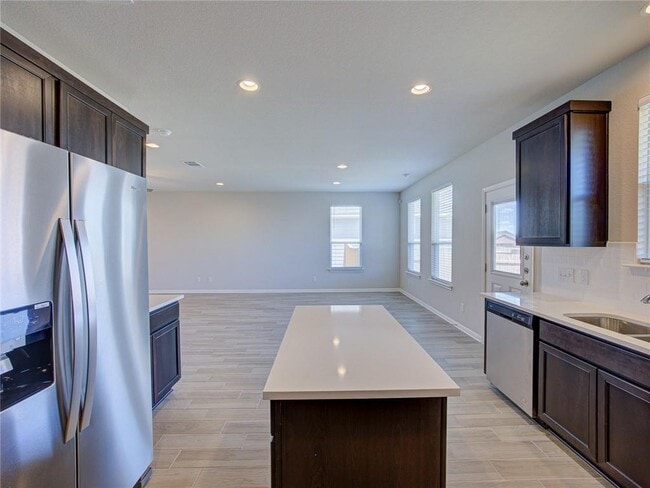 Building Photo - 128 Drifter Ln