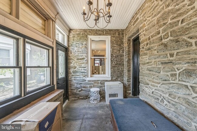 Building Photo - 6825 Ridge Ave