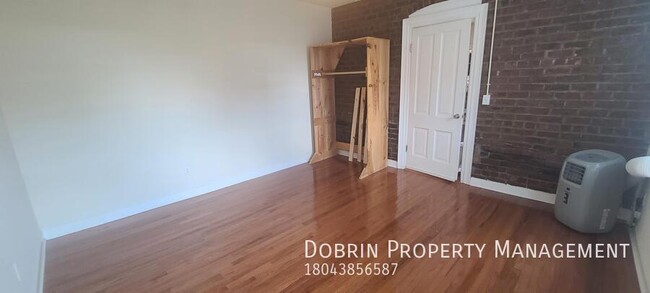 Building Photo - 113 E Leigh St