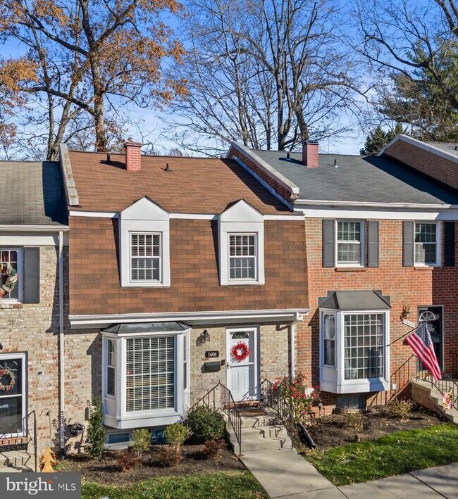 Building Photo - 1606 Angus Ct