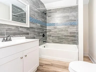 Building Photo - 1098 E 22nd Ave