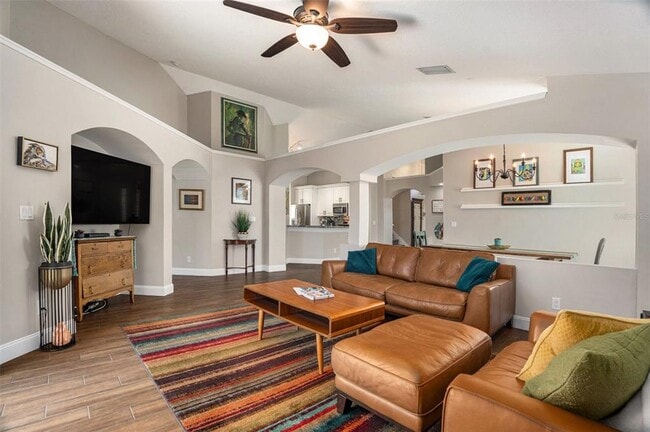 Building Photo - 7116 Colonial Lake Dr