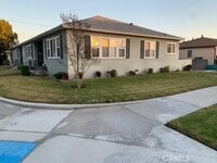 Building Photo - 2513 Tulare Ave