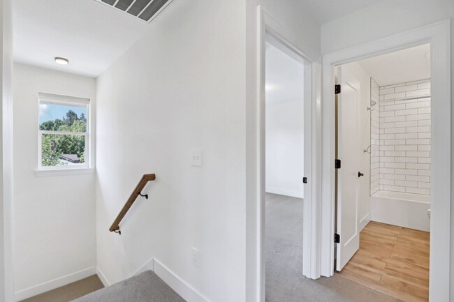 Building Photo - DESIRABLE CRESTON-KENILWORTH / CORNER LOT, LUXURY 4 BEDROOM, TWO EN-SUITES W/FULL BATHS