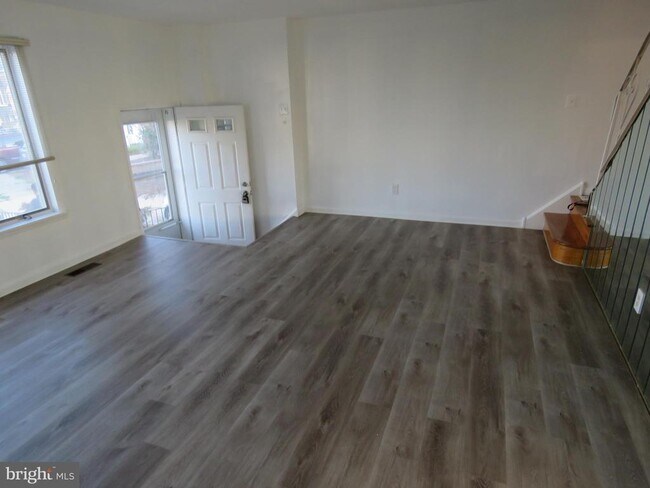 Building Photo - 3712 Mechanicsville Pl