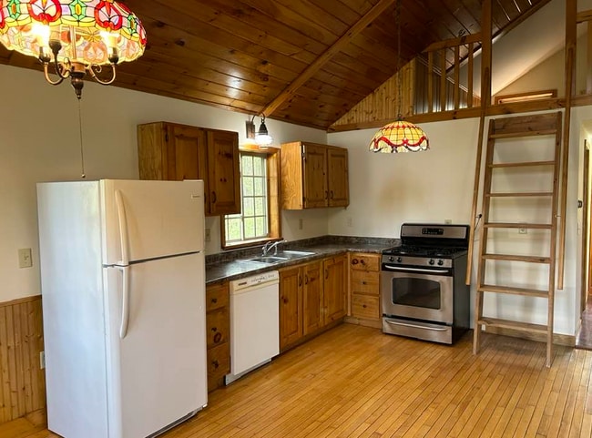 Building Photo - 59 Riggs Dr