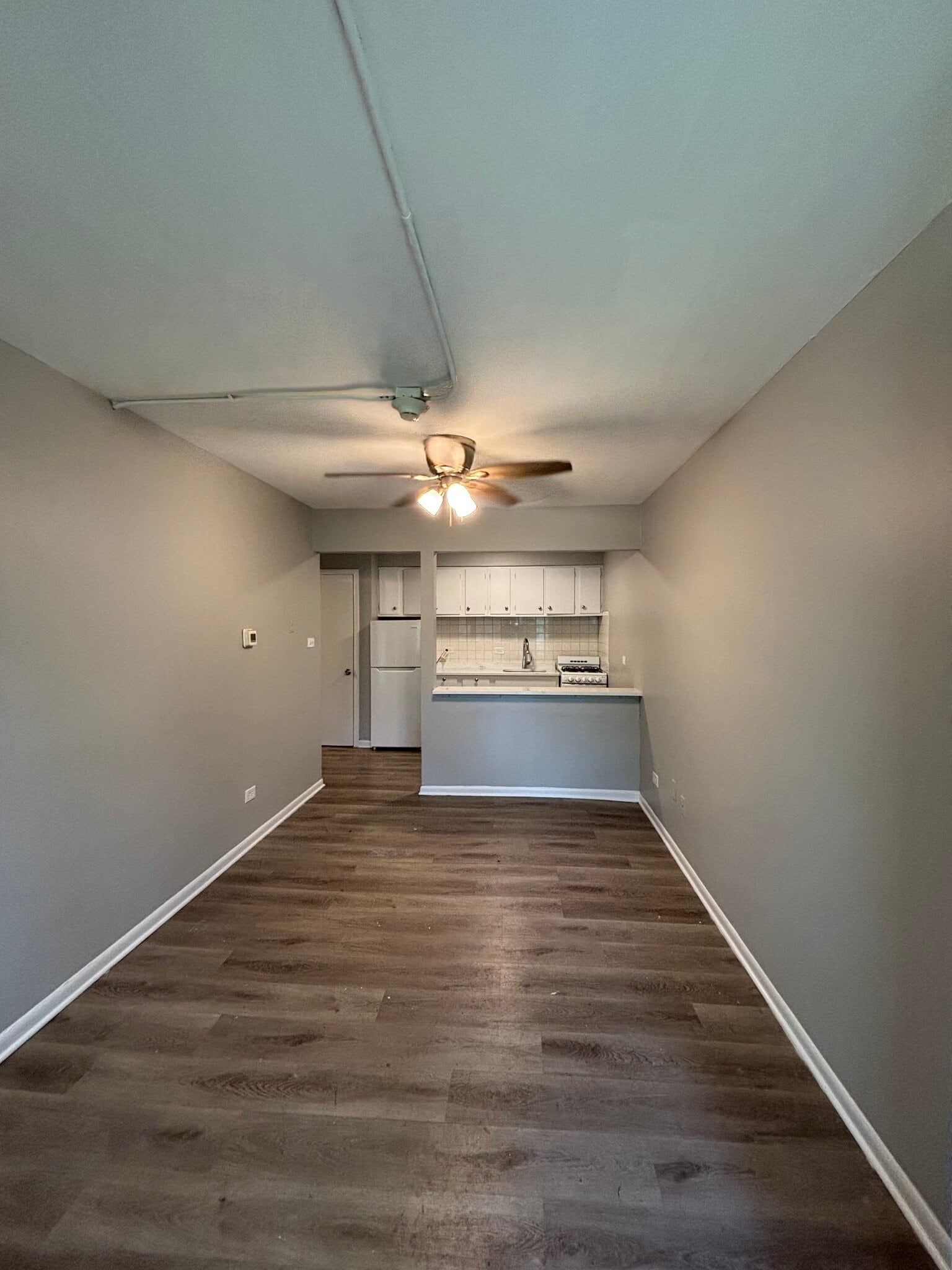 Building Photo - 3331 Commercial