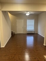 Building Photo - 136 E Center Town Dr