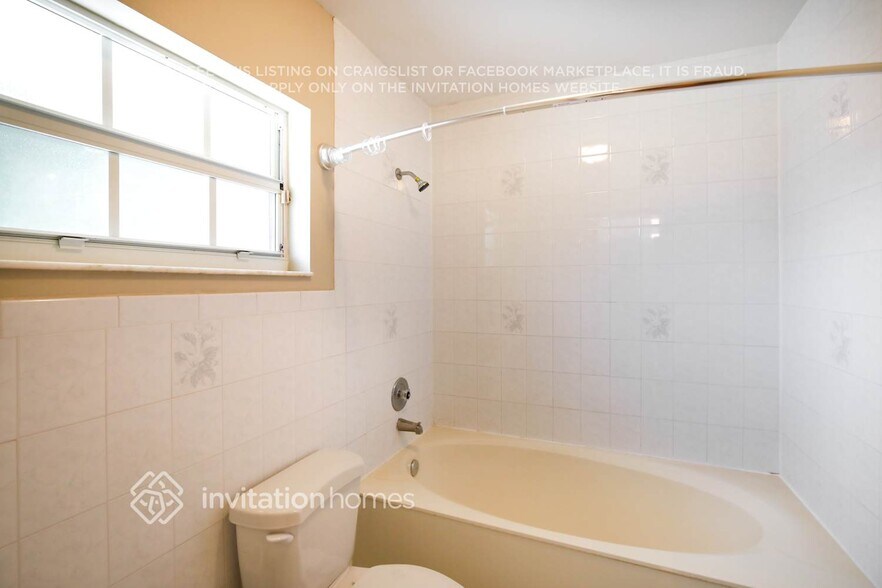 Building Photo - 14272 SW 52nd St