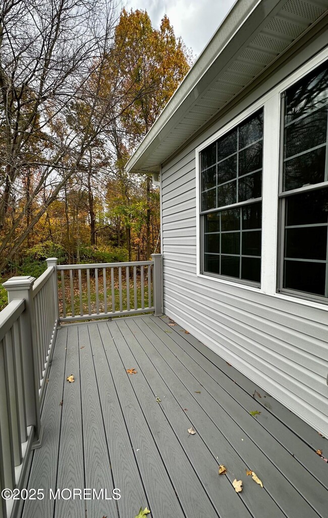 Building Photo - 373 Yorkshire Pl